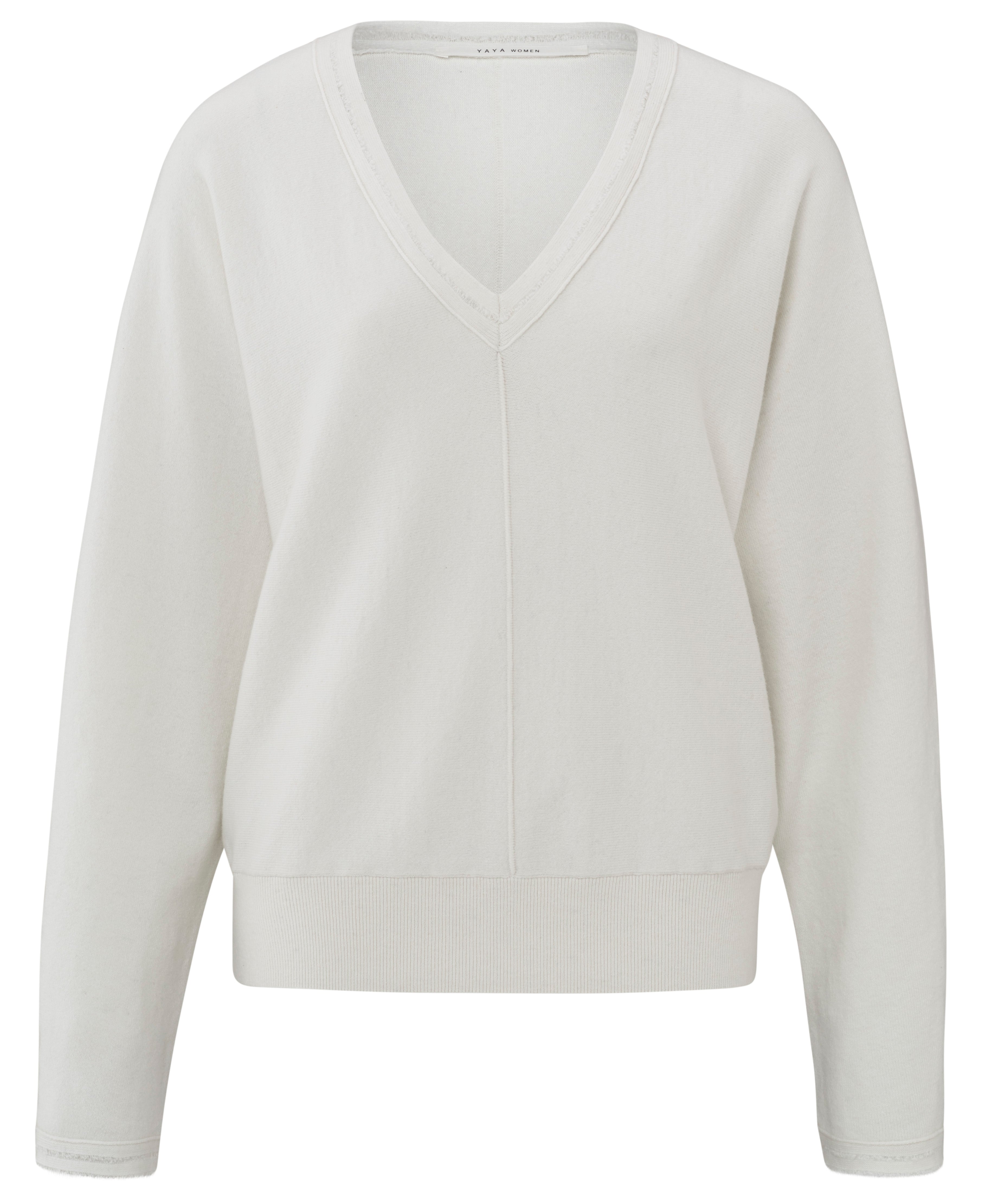 V-neck with detail batwing sweater YAYA