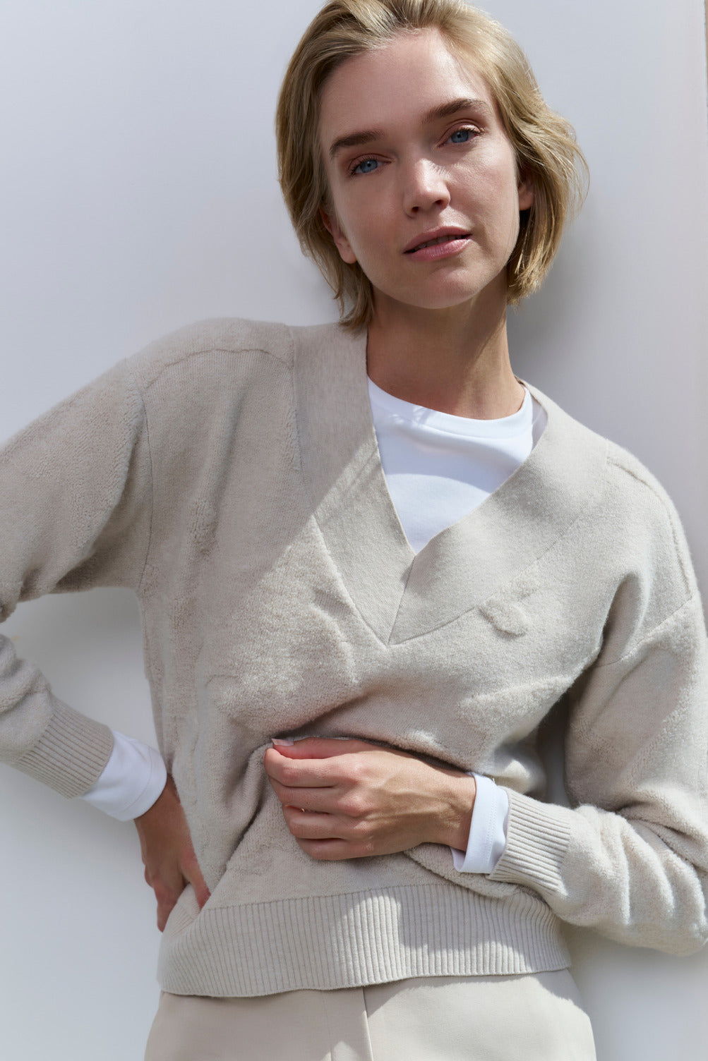 V-neck sweater with texture YAYA